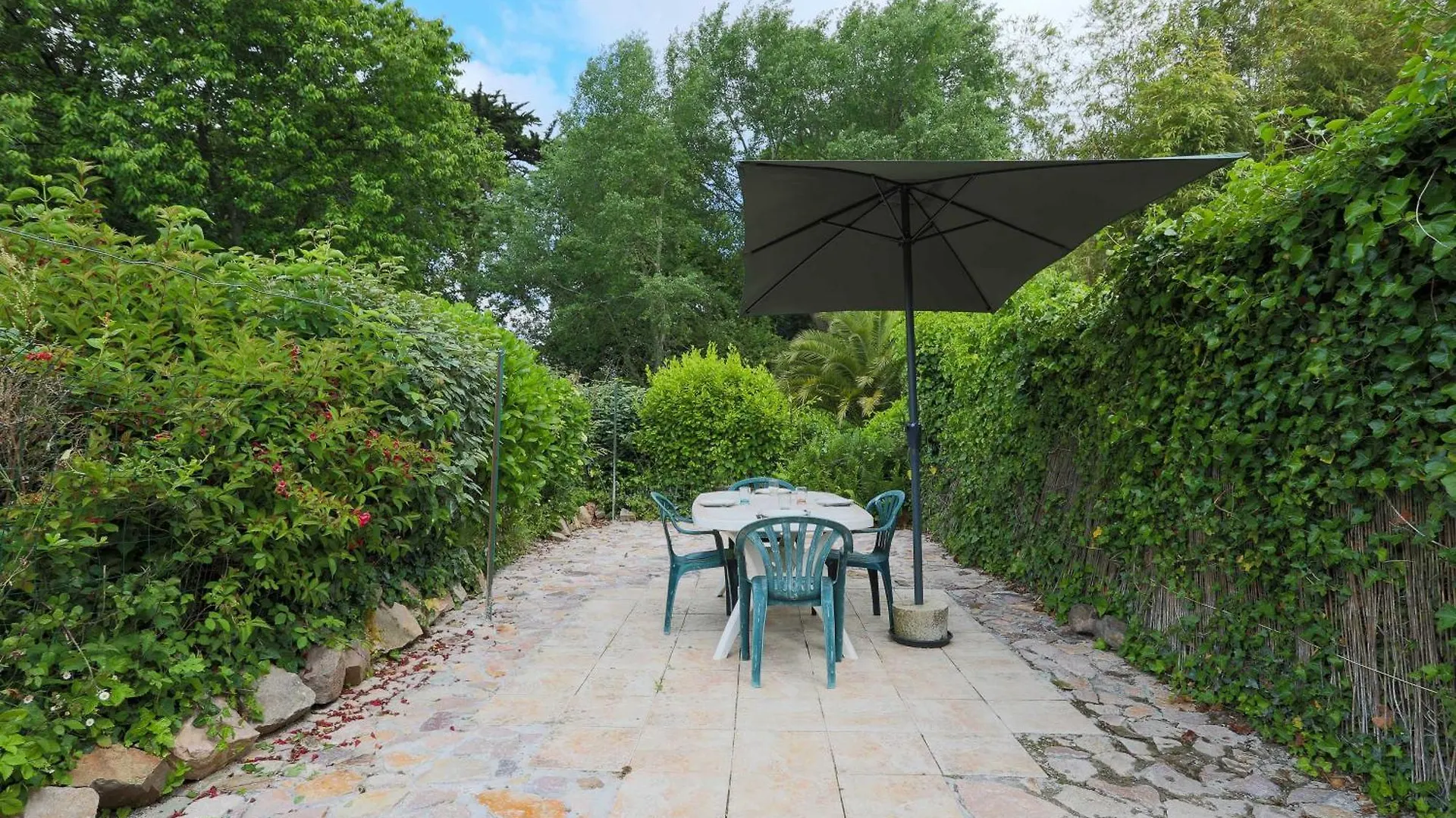 Holiday home Maison De Vacances 4 Personnes Plouezec France